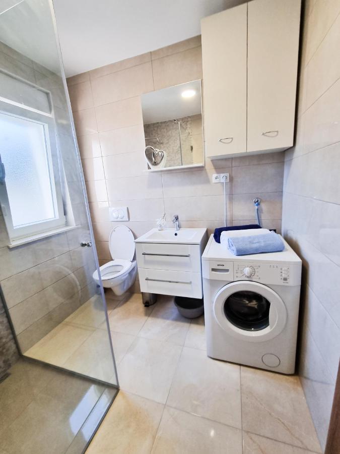 Apartment Ane 2 Tisno Bagian luar foto